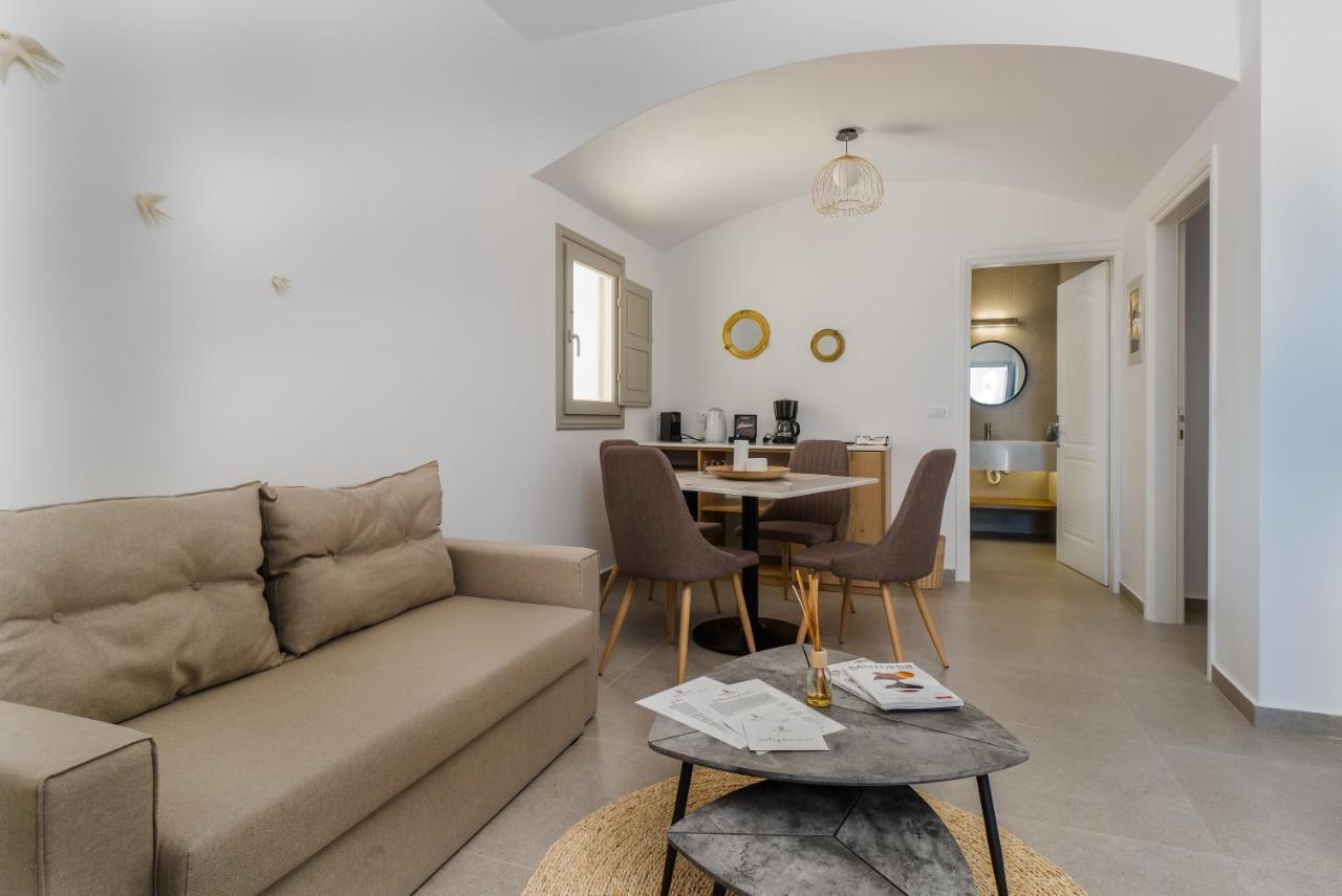 Symphony Suites Santorini 피르고스 객실 사진