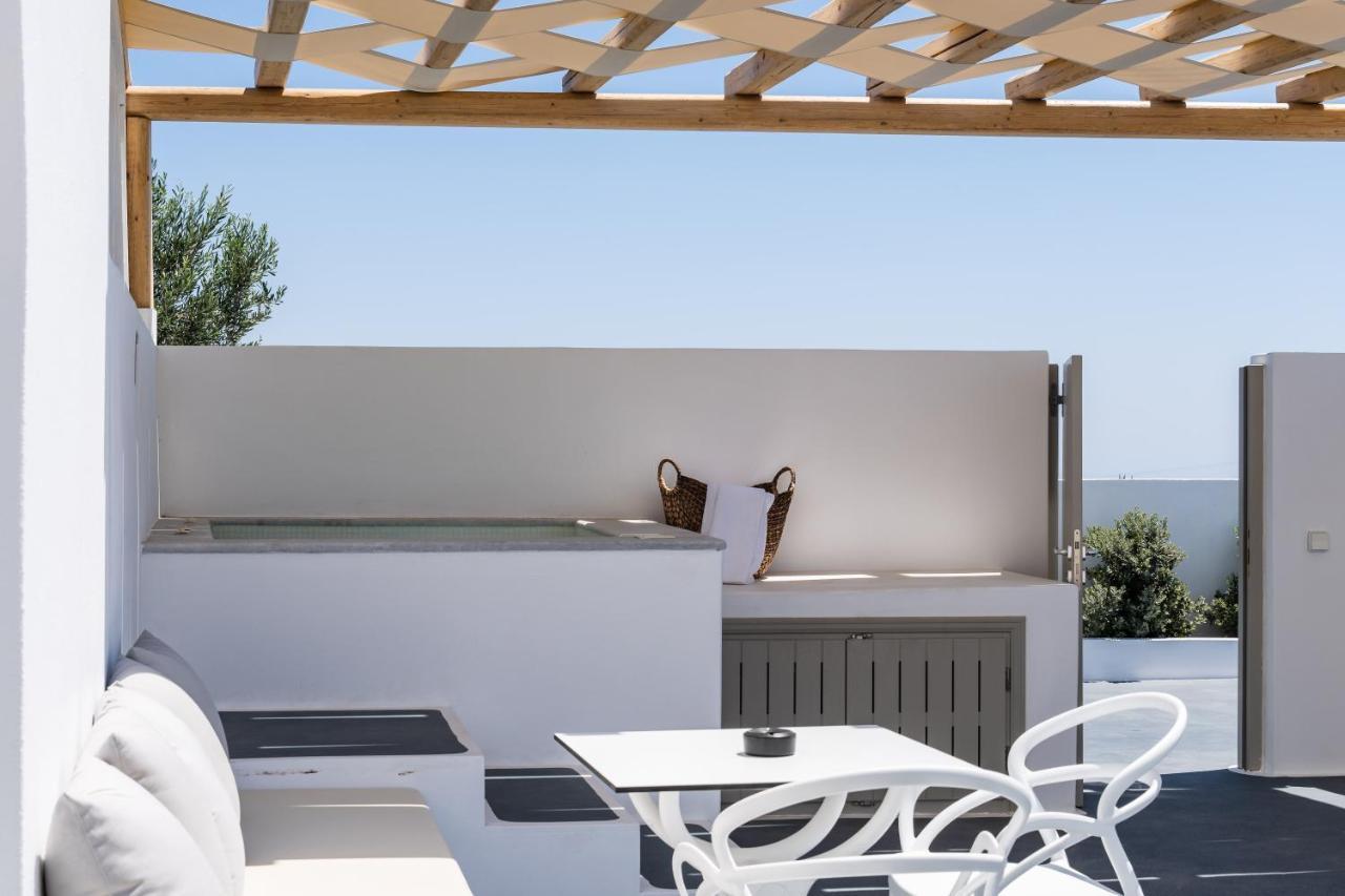 Symphony Suites Santorini 피르고스 외부 사진
