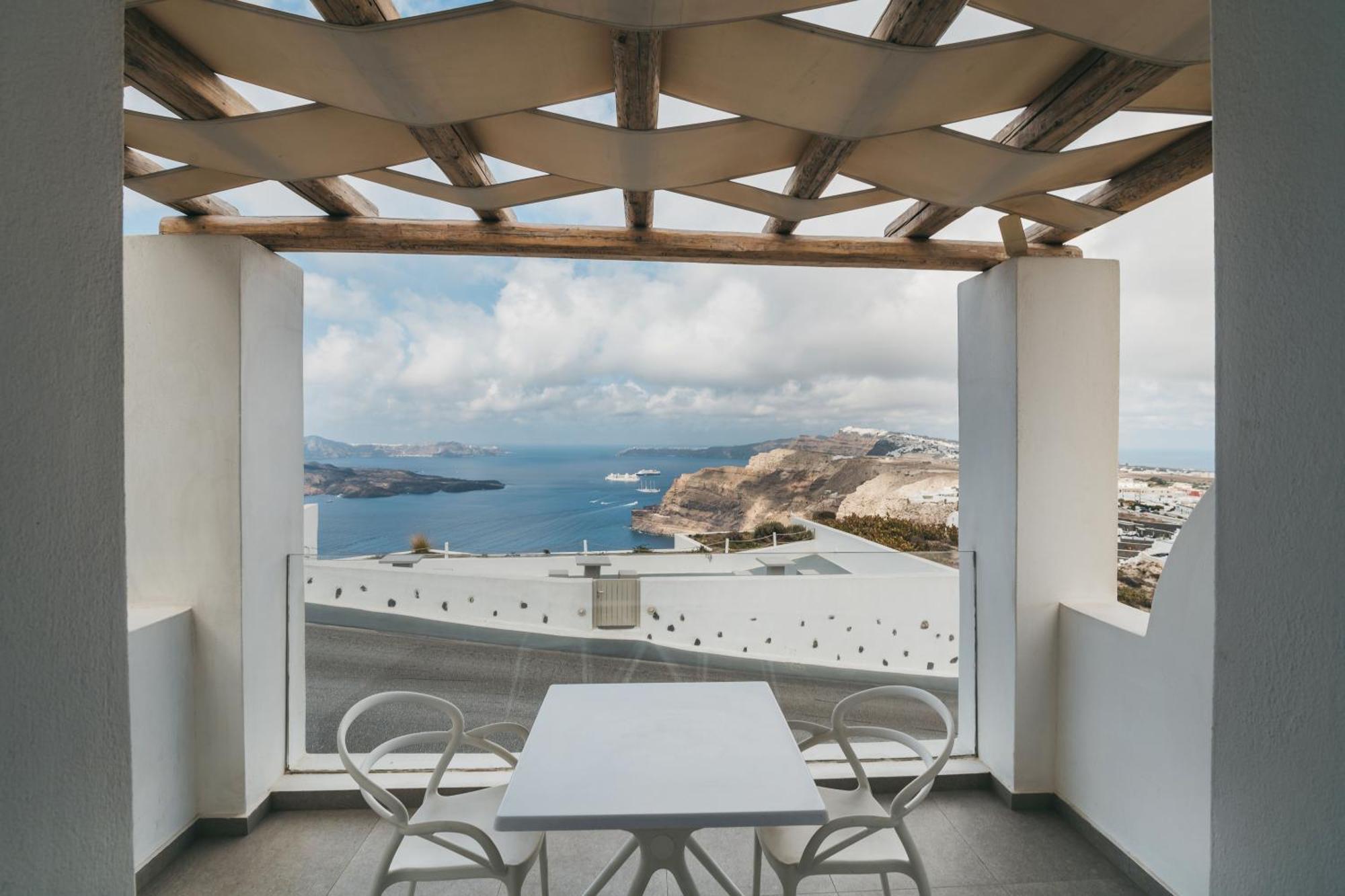 Symphony Suites Santorini 피르고스 외부 사진